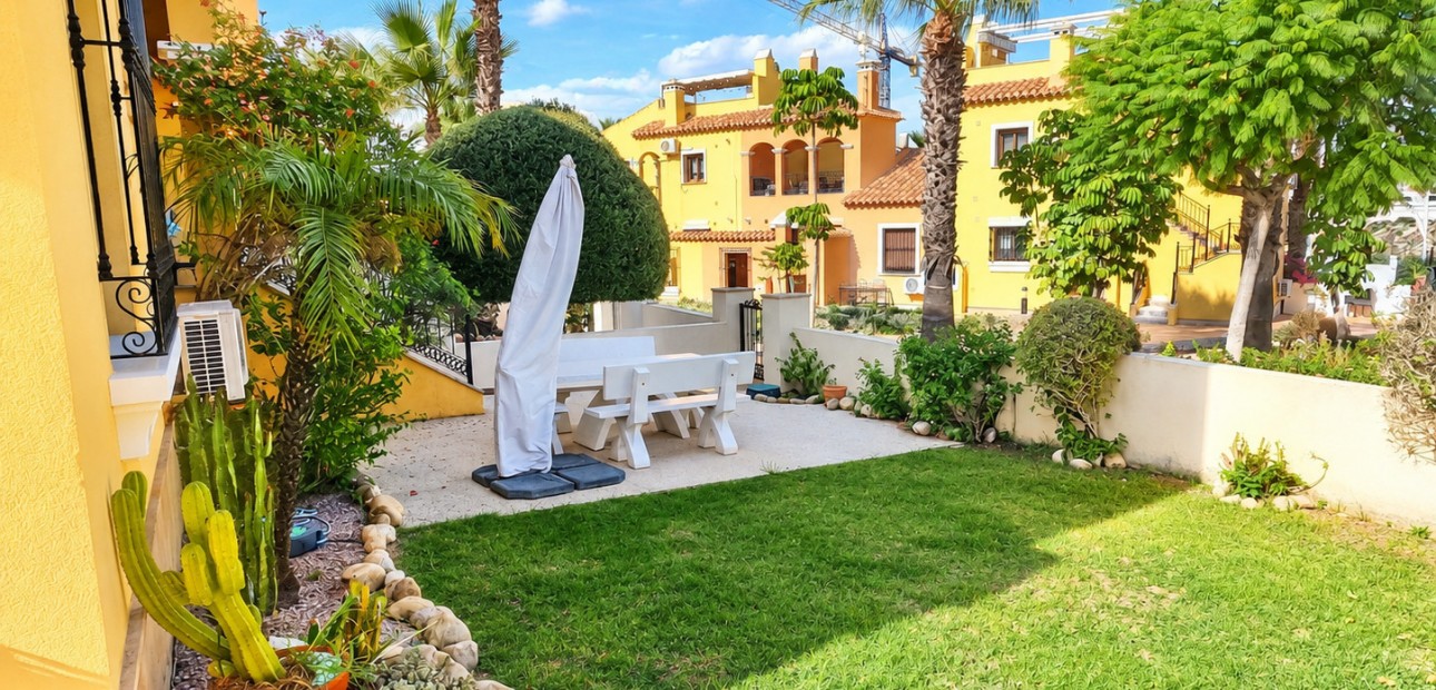 Venta - Apartamento / piso -
Algorfa - La Finca Golf Resort