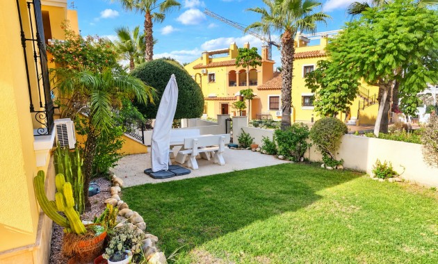 Venta - Apartamento / piso -
Algorfa - La Finca Golf Resort