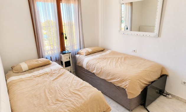 Venta - Apartamento / piso -
Algorfa - La Finca Golf Resort