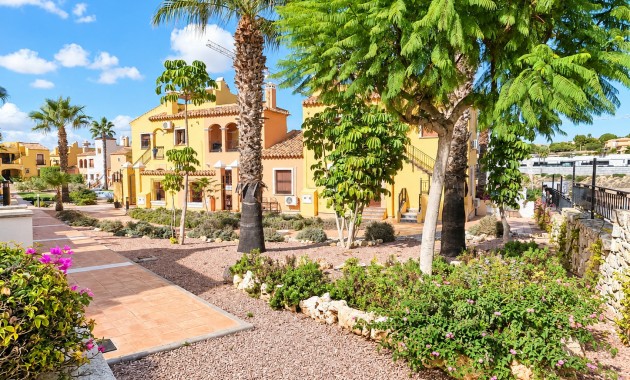 Venta - Apartamento / piso -
Algorfa - La Finca Golf Resort