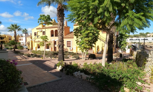 Venta - Apartamento / piso -
Algorfa - La Finca Golf Resort