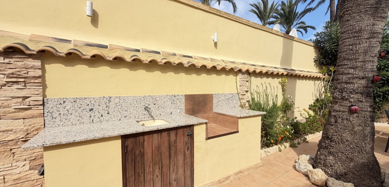 Venta - Detached Villa -
Orihuela Costa - Cabo Roig