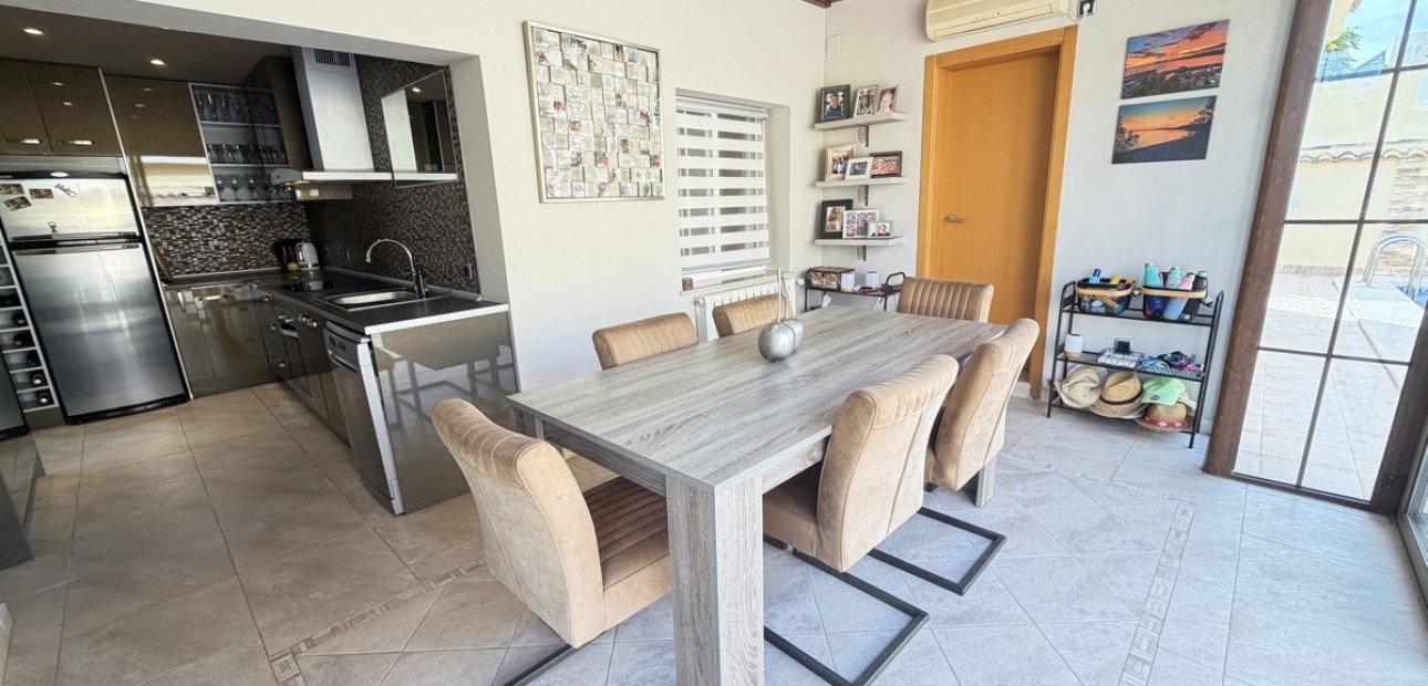 Venta - Detached Villa -
Orihuela Costa - Cabo Roig