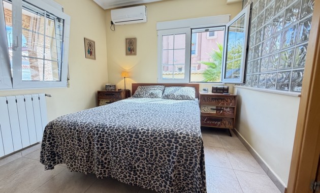 Venta - Detached Villa -
Orihuela Costa - Cabo Roig