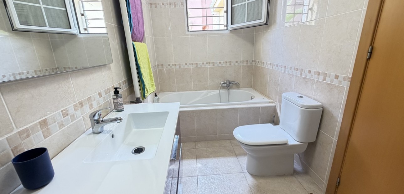 Venta - Detached Villa -
Orihuela Costa - Cabo Roig