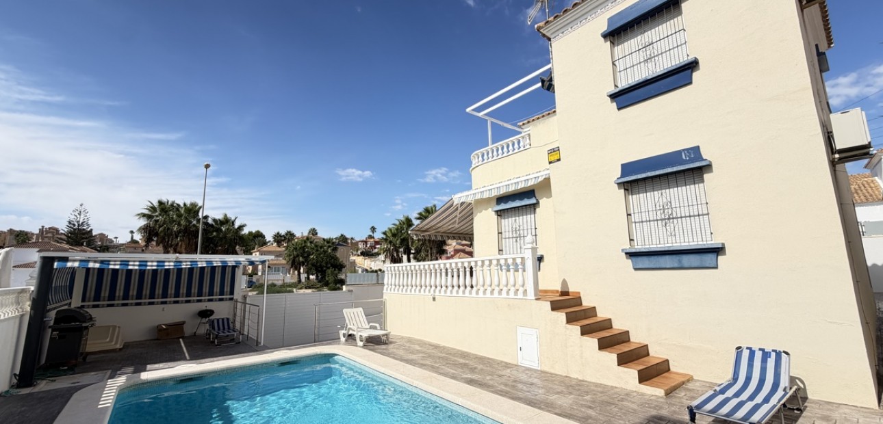 Venta - Detached Villa -
Orihuela Costa - El Galan