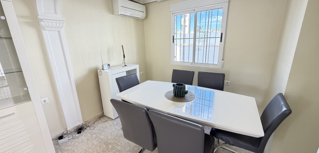 Venta - Detached Villa -
Orihuela Costa - El Galan