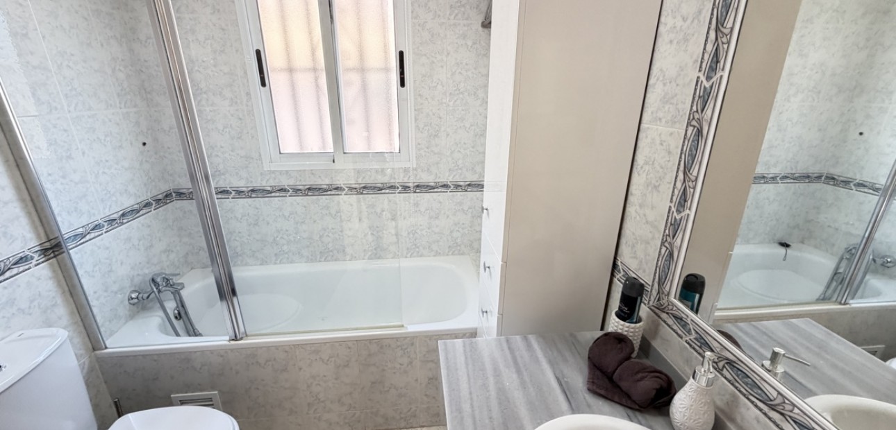Venta - Detached Villa -
Orihuela Costa - El Galan