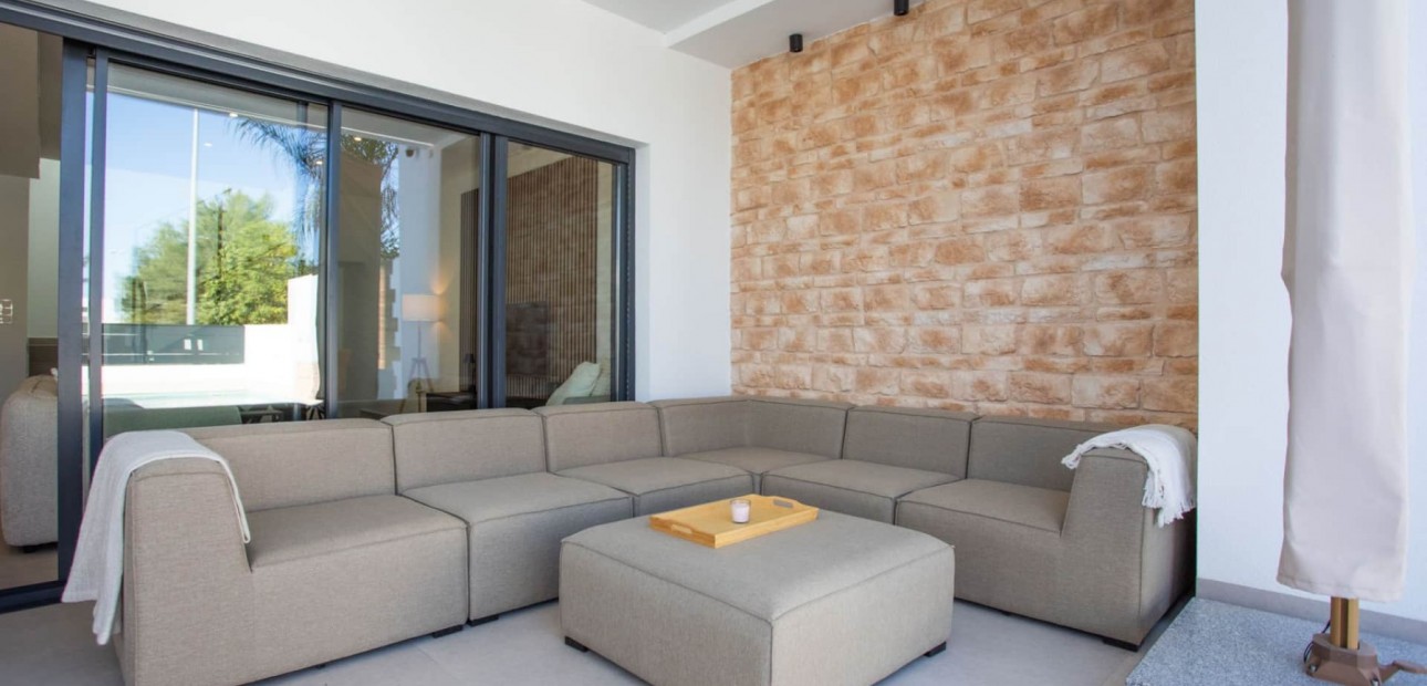Venta - Semi Detached Villa -
Dolores - Dolores - Town