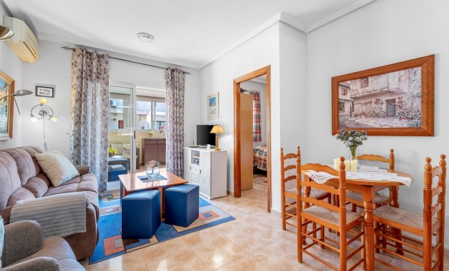 Venta - Apartamento / piso -
Torrevieja - Torrevieja - Centre