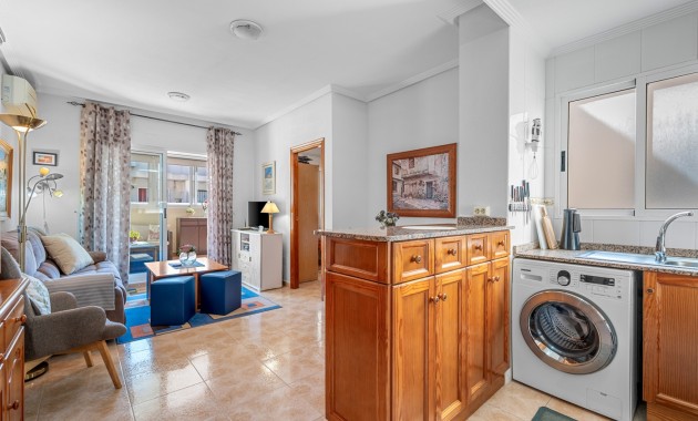 Venta - Apartamento / piso -
Torrevieja - Torrevieja - Centre