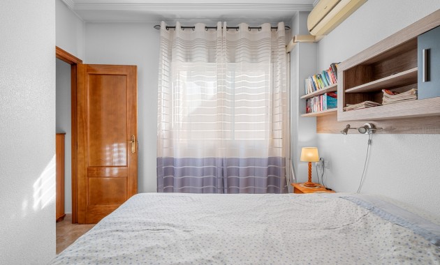 Venta - Apartamento / piso -
Torrevieja - Torrevieja - Centre