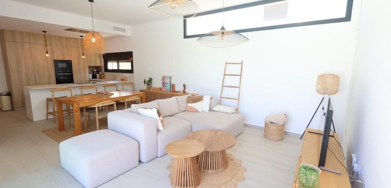 Venta - Villa -
Algorfa - Comunidad valenciana