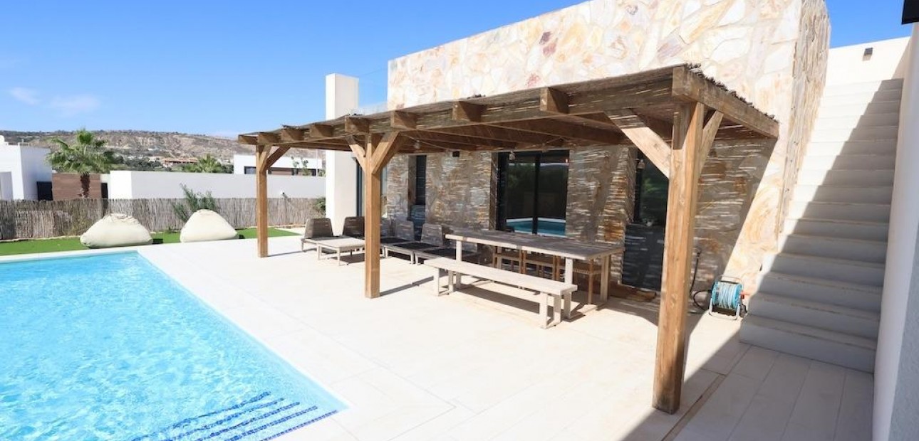 Venta - Villa -
Algorfa - Comunidad valenciana