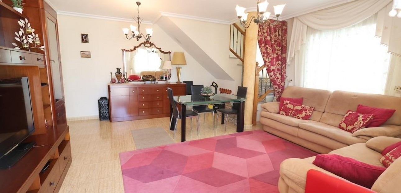 Venta - Villa -
Orihuela Costa - Las Filipinas