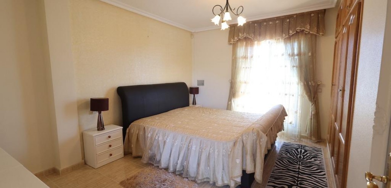 Venta - Villa -
Orihuela Costa - Las Filipinas