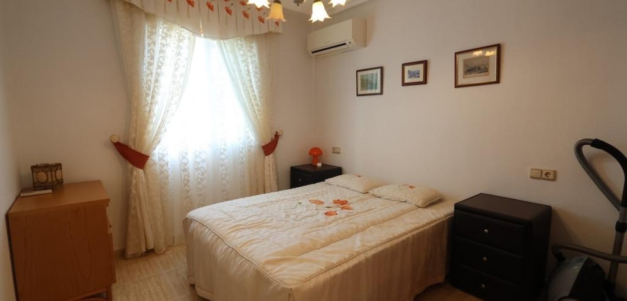 Venta - Villa -
Orihuela Costa - Las Filipinas