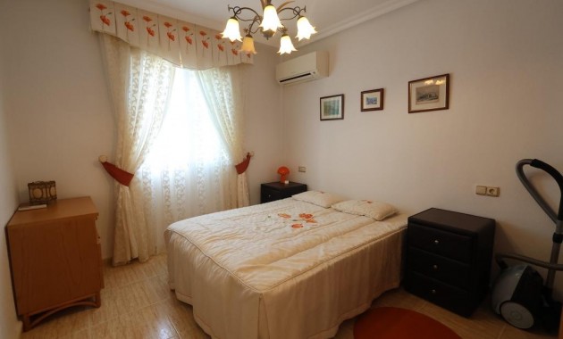 Venta - Villa -
Orihuela Costa - Las Filipinas