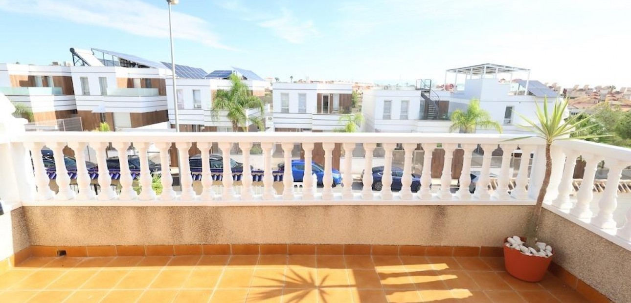 Venta - Villa -
Orihuela Costa - Las Filipinas