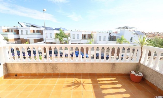Venta - Villa -
Orihuela Costa - Las Filipinas