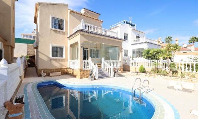 Venta - Villa -
Orihuela Costa - Las Filipinas