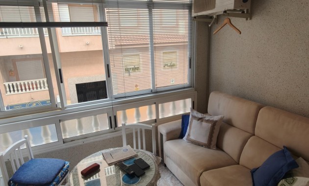 Venta - Apartamento / piso -
Torrevieja - Playa del cura
