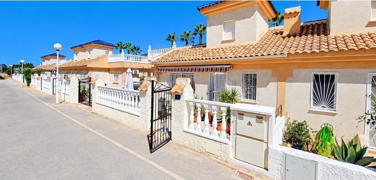 Venta - Quad Villa -
Ciudad Quesada - La Marquesa