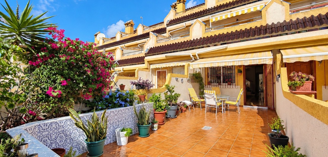 Venta - Adosado -
Orihuela Costa - La Florida