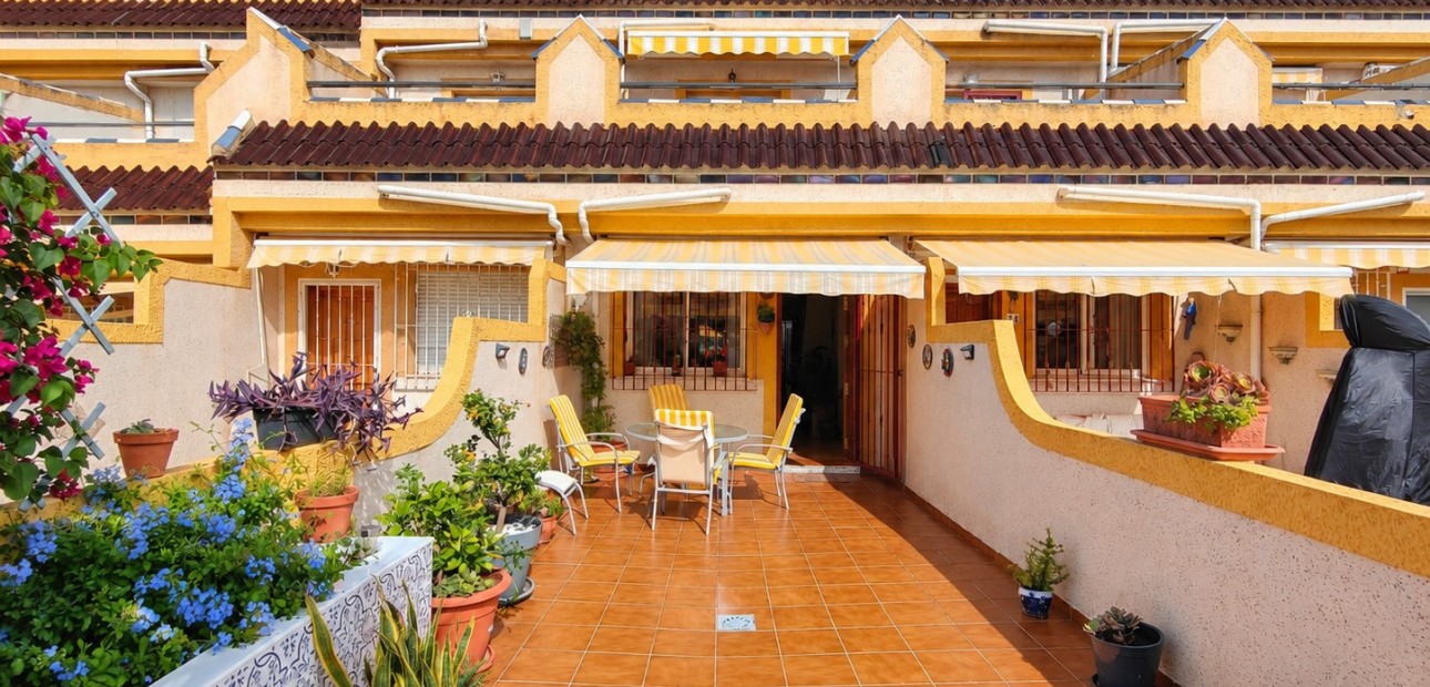 Venta - Adosado -
Orihuela Costa - La Florida