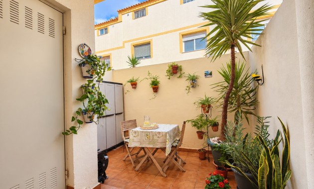 Venta - Adosado -
Orihuela Costa - La Florida