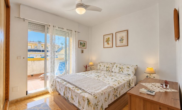 Venta - Adosado -
Orihuela Costa - La Florida