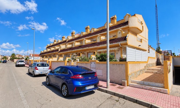 Venta - Adosado -
Orihuela Costa - La Florida