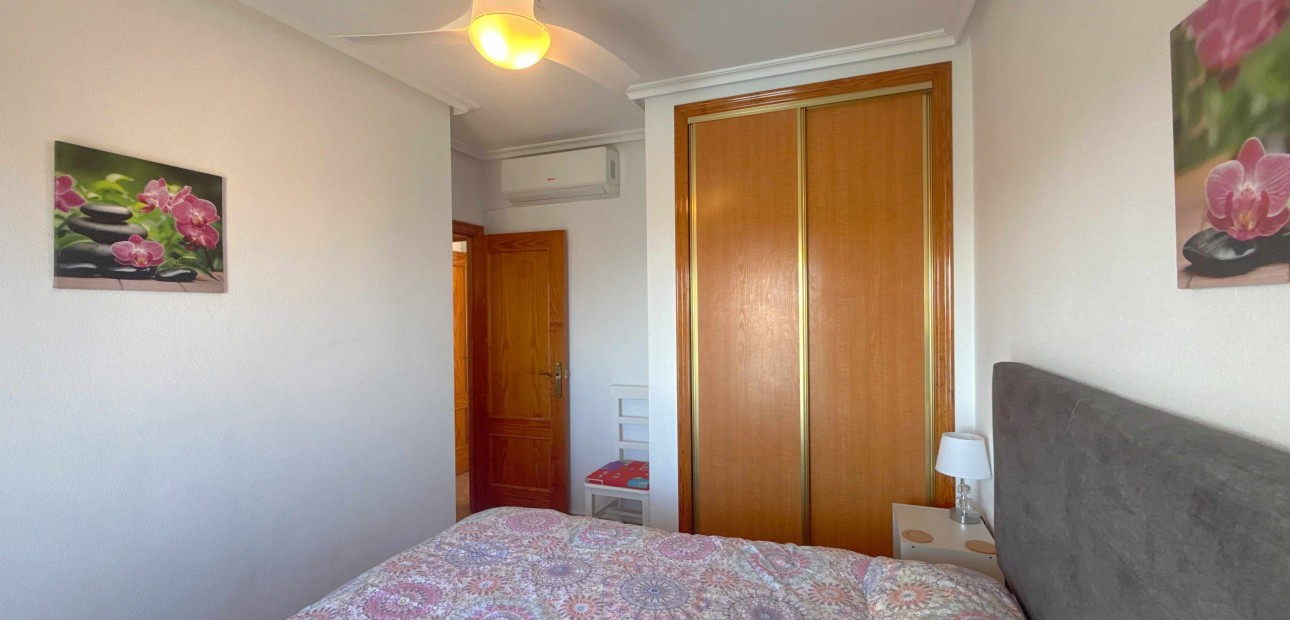 Venta - Apartamento / piso -
Orihuela Costa - Cabo Roig