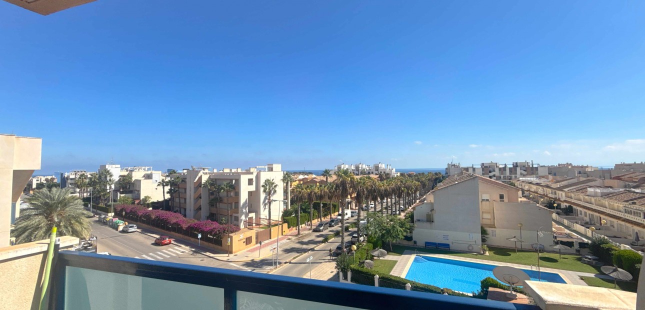 Venta - Apartamento / piso -
Orihuela Costa - Cabo Roig