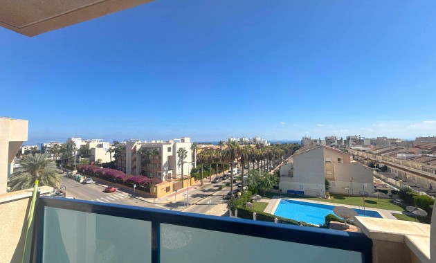 Venta - Apartamento / piso -
Orihuela Costa - Cabo Roig
