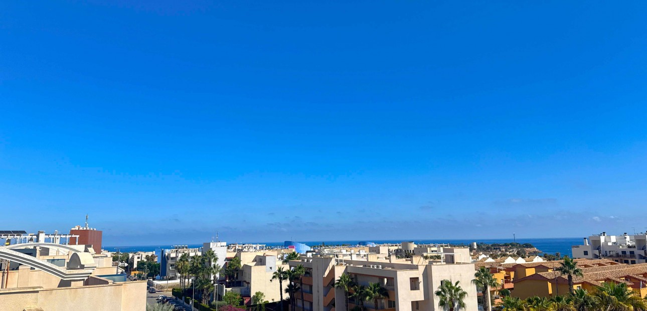 Venta - Apartamento / piso -
Orihuela Costa - Cabo Roig