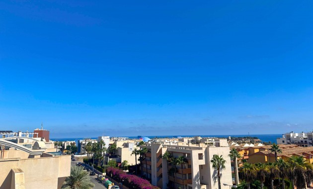 Venta - Apartamento / piso -
Orihuela Costa - Cabo Roig