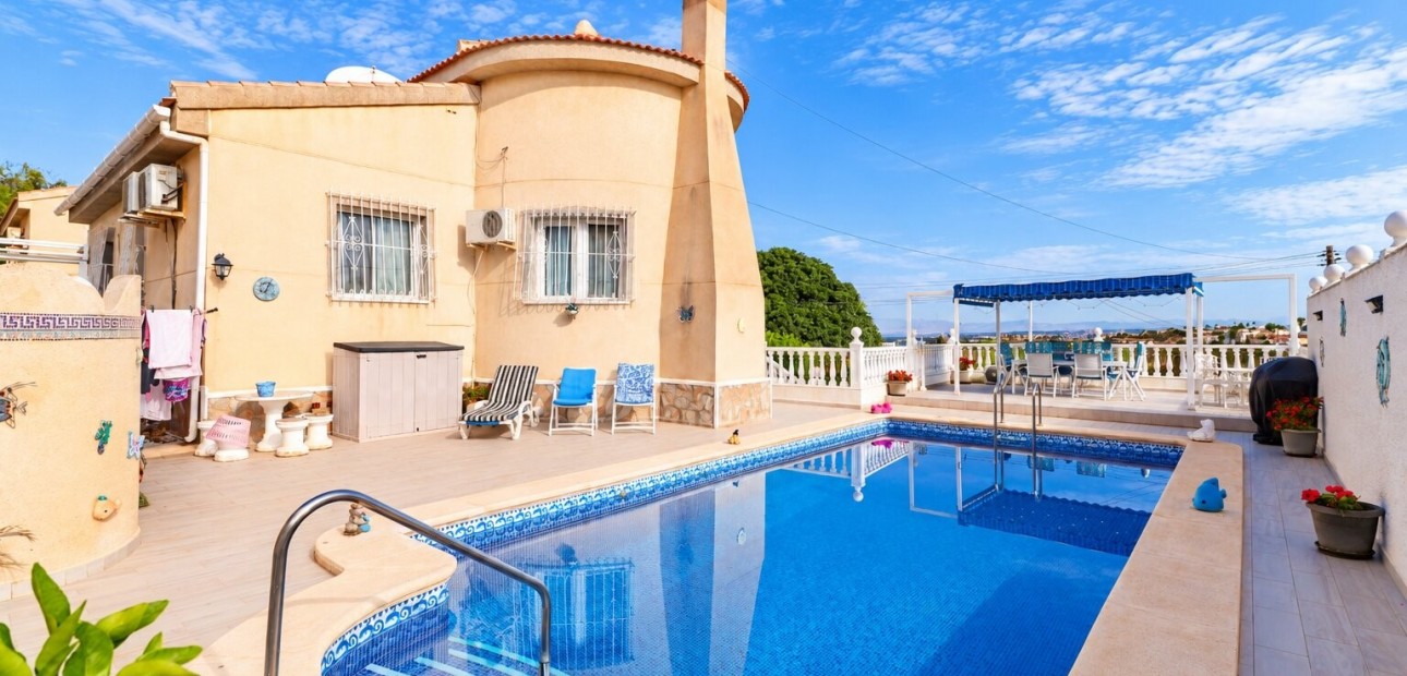 Venta - Detached Villa -
Rojales - La Marquesa Golf