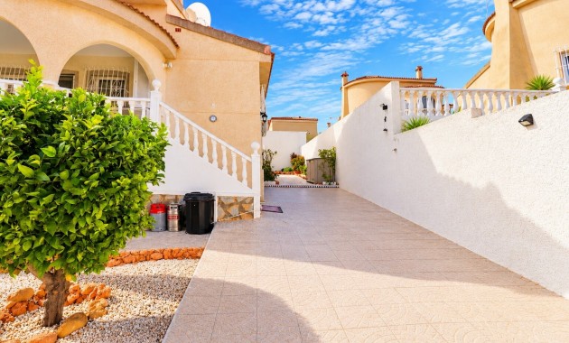 Venta - Detached Villa -
Rojales - La Marquesa Golf