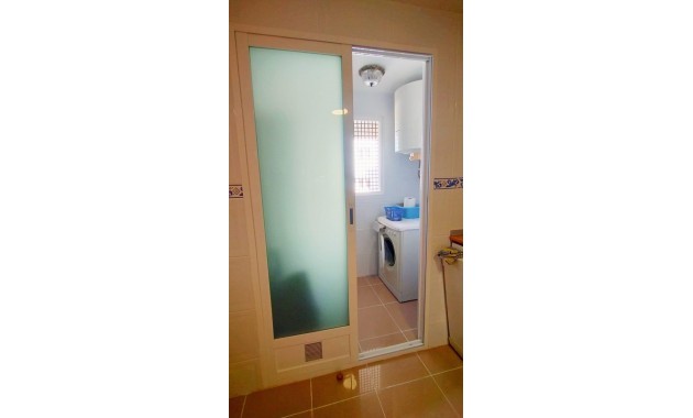 Venta - Apartamento / piso -
Torrevieja - Playa de los Naufragos