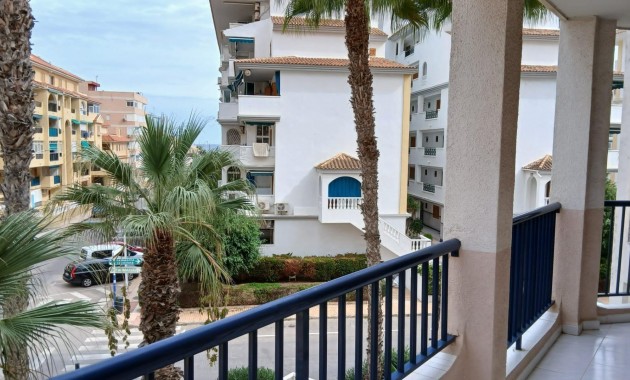 Herverkoop - Appartement / flat -
Torrevieja - La Mata pueblo