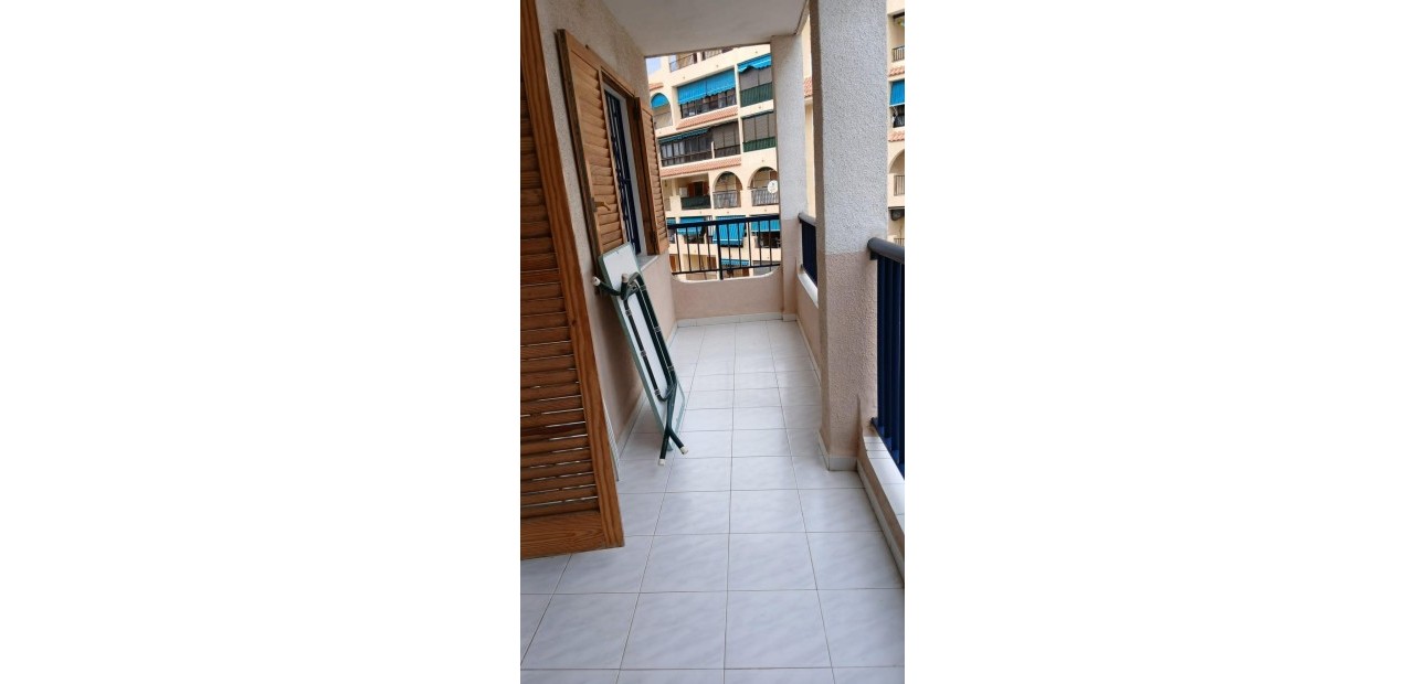 Herverkoop - Appartement / flat -
Torrevieja - La Mata pueblo
