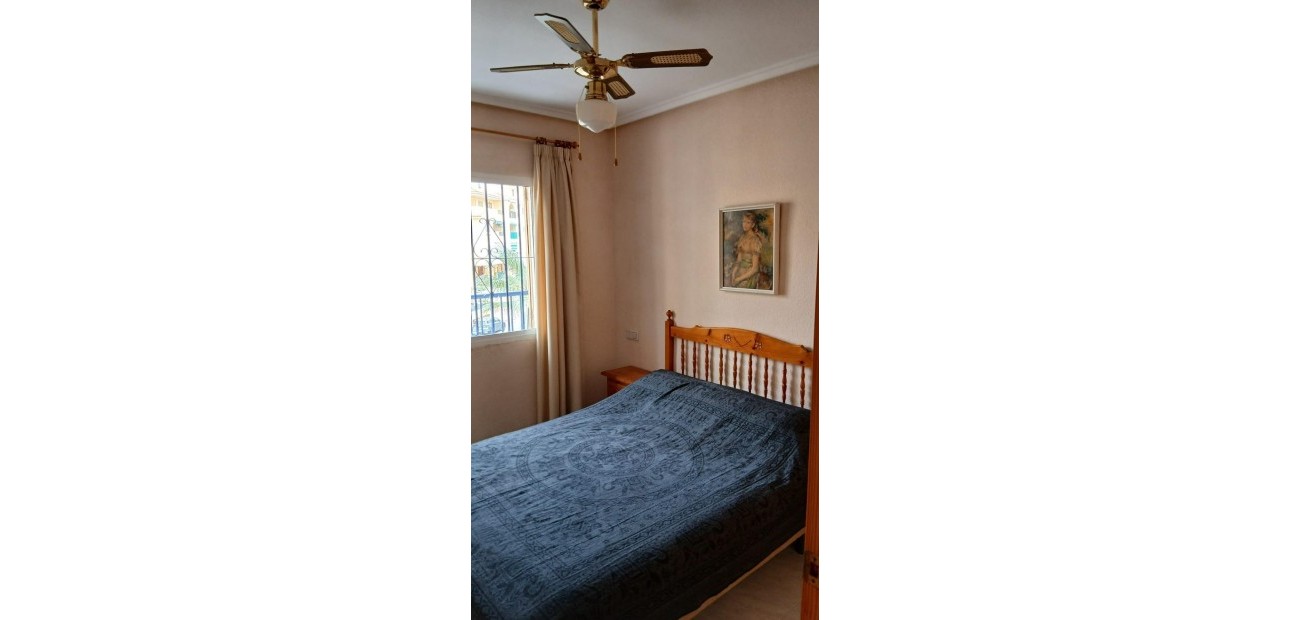 Herverkoop - Appartement / flat -
Torrevieja - La Mata pueblo