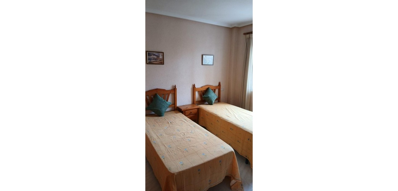 Herverkoop - Appartement / flat -
Torrevieja - La Mata pueblo