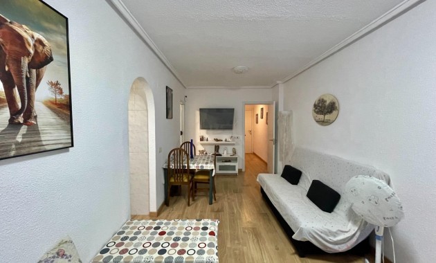 Herverkoop - Appartement / flat -
Torrevieja - Centro
