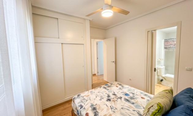 Herverkoop - Appartement / flat -
Torrevieja - Centro