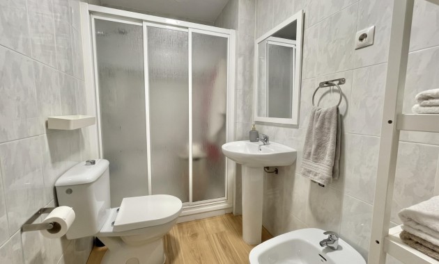 Herverkoop - Appartement / flat -
Torrevieja - Centro