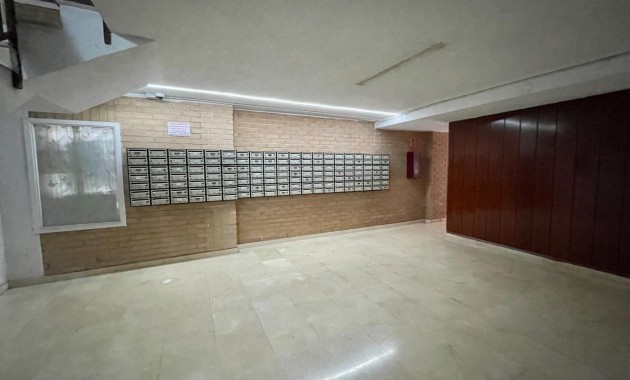 Herverkoop - Appartement / flat -
Torrevieja - Centro