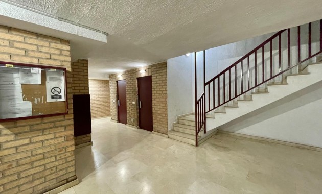 Herverkoop - Appartement / flat -
Torrevieja - Centro