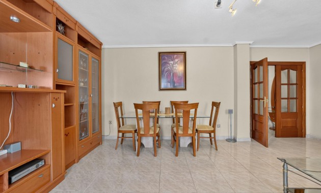 Venta - Apartamento / piso -
Torrevieja - Torrevieja - Centre
